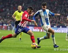 拉齐奥后防线表现不佳，反映缺乏稳定性