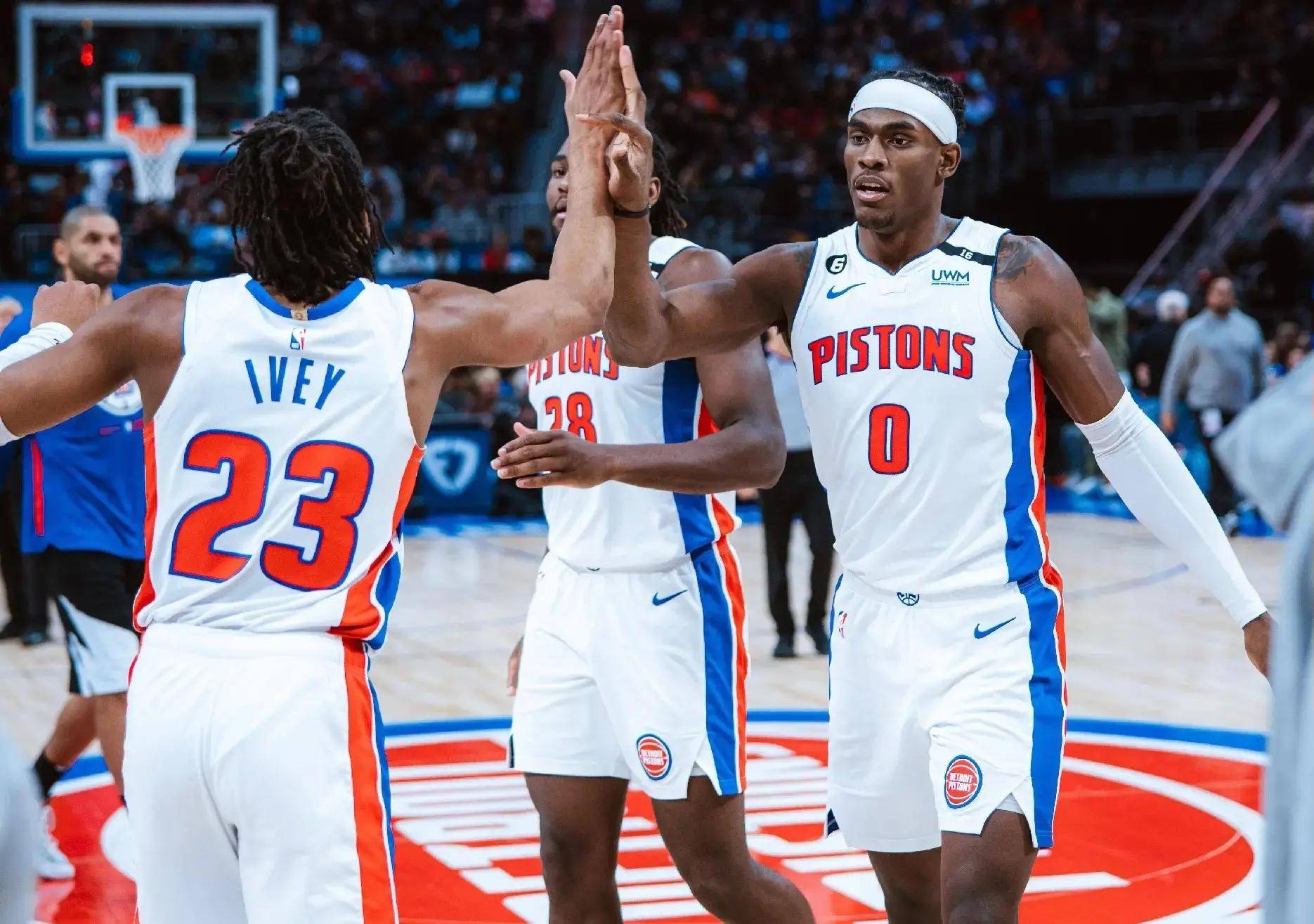 关于尼克斯队迎来胜利，再度崛起势头的信息