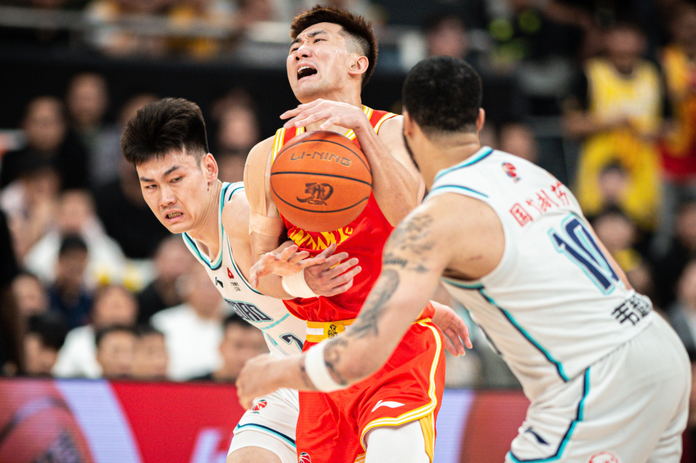 广厦迎战大连北方华上，胜负难断的简单介绍